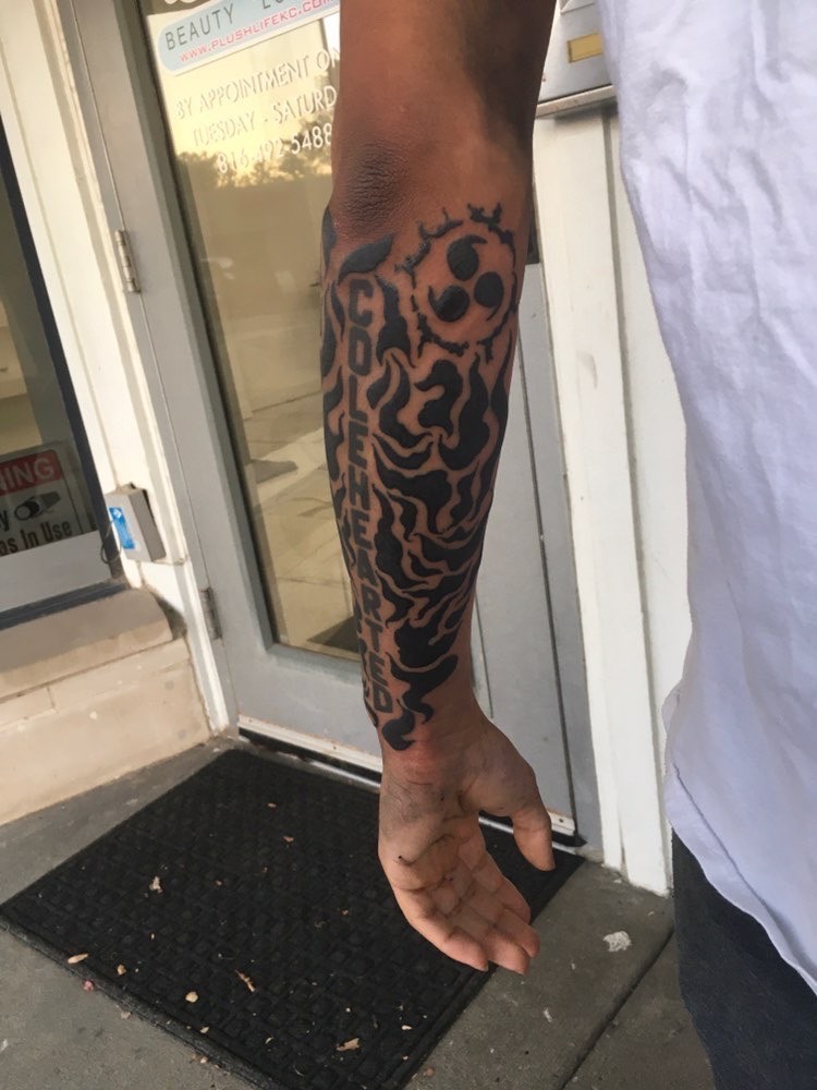 Neo-Traditional Tattoo Customization: Ink Parlor KC, Kansas City